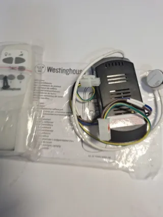 Mando a distancia Westinghouse Lighting 78095
