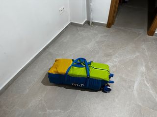 Cuna de viaje portátil
