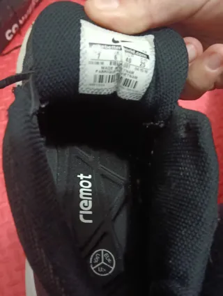 Zapatillas Nike Negras y Blancas