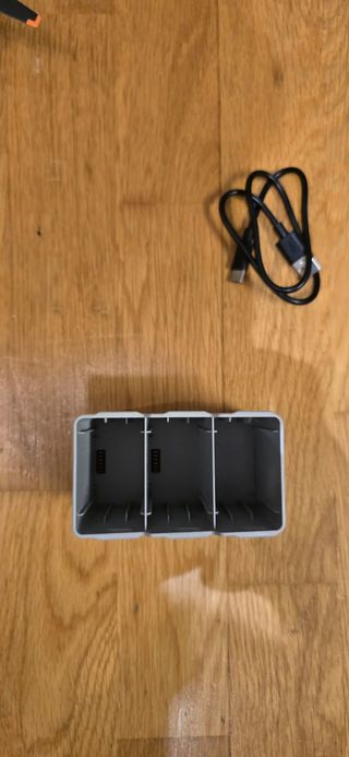 Dron DJI Mini 3 Pro + control remoto