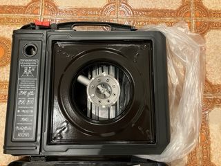 Estufa de gas portátil negra