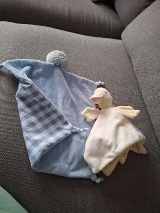 2 Doudous Peluche Bebé