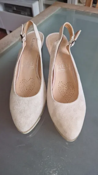 Zapatos de tacón beige sin estrenar Rosa palo