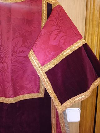 Dalmatica terciopelo finales s. XIX