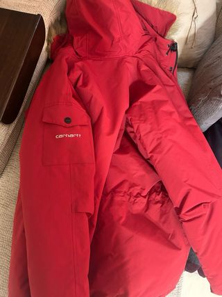 Chaqueta Carhartt Roja con Capucha