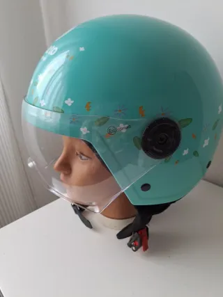 Casco inquieto Scooter Azul Claro