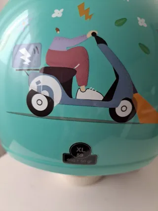 Casco inquieto Scooter Azul Claro