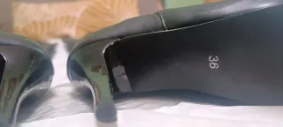 Botas altas tacón elásticas negras nuevas