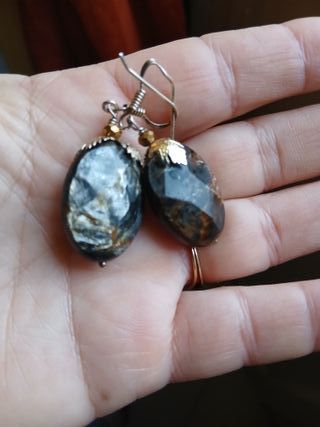 Orecchini Astrophyllite Neri e Oro