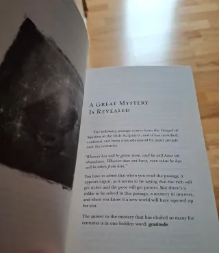 Libro en inglés: "The magic".