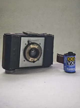 Rara cámara Marivex española vintage