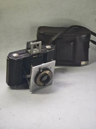 Rara cámara Marivex española vintage