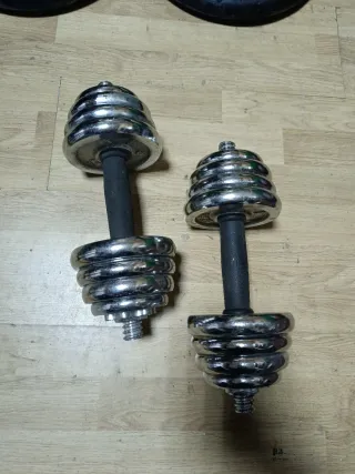 Pareja de mancuernas cromadas