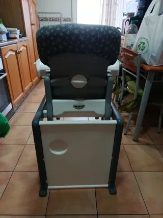 Carrito bebé y trona para comer