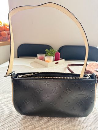 Borsa vintage Louis Vuitton Pochette Nero