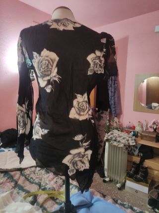 Blusa flores  fiesta