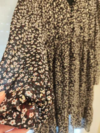 Vestido negro estampado flores