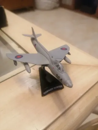Maqueta Avión Hawker Hunter