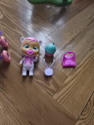 Casas Bebés Llorones: Abeja, Pantera