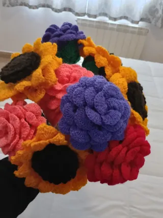 Flores hechas a Mano en Perú, 3 flores por 10 euro