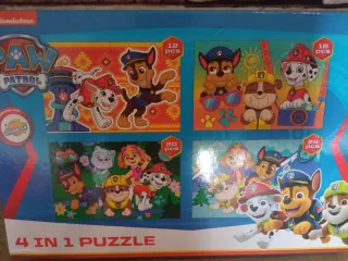 Lote carro compra y 3 cajas de puzzles