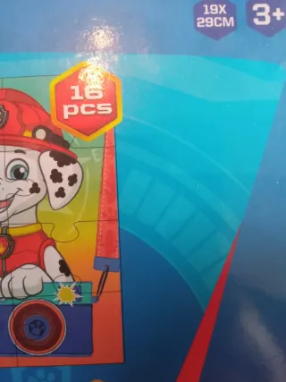 Lote carro compra y 3 cajas de puzzles