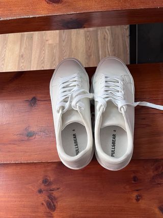 Zapatillas Pull&Bear chico blancas