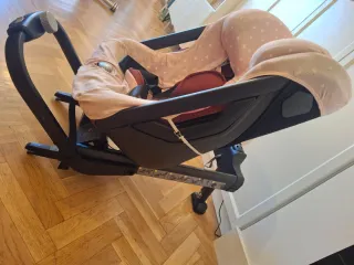 Axkid One Silla Coche 125cm / 23kg + Funda