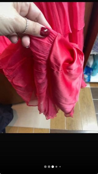 Vestido rosa con volantes