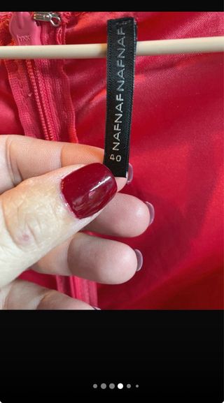 Vestido rosa con volantes