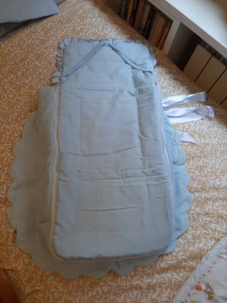 Saco abrigo azul cochecito bebé