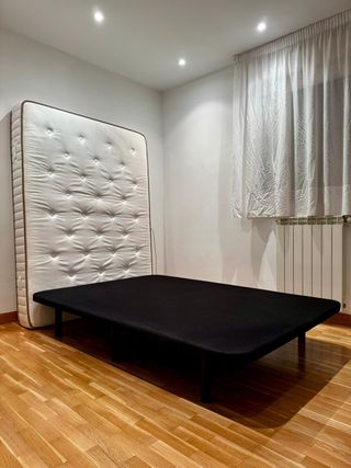 Colchón y Base 2 Plazas 190x135cm Cassia de Marpe