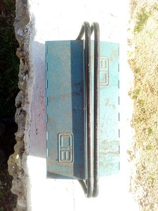 Caja de herramientas vintage CIB