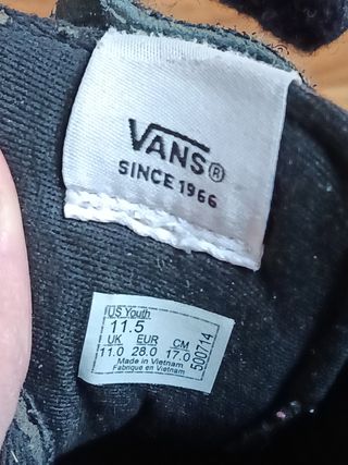 Zapatos Niño Vans talla 28