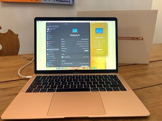 MacBook Air (2019, Intel) Rose Gold