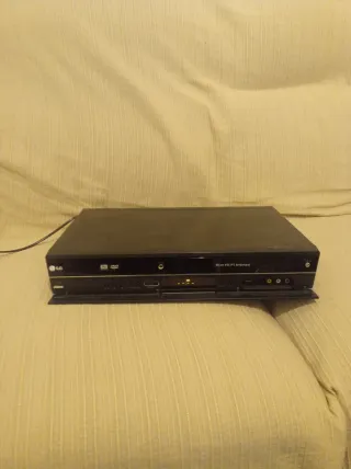 Reproductor DVD y VHS LG RC-389H