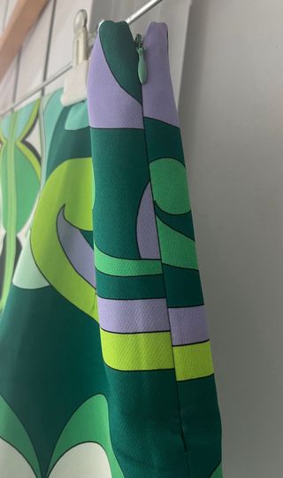 Minifalda estampada tonos verdes