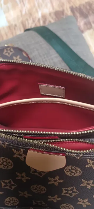 Bolso bandolera con monedero
