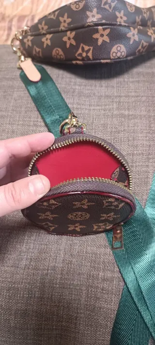 Bolso bandolera con monedero