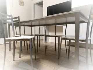 Set tavolo 180x80cm e 6 sedie - bianco e acciaio