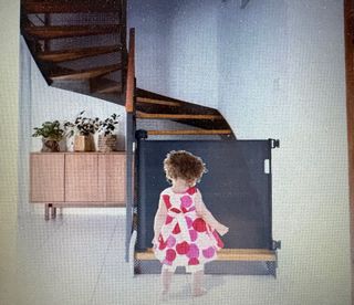 Barriera estensibile rossa per bambini