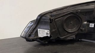 Faro  Vw Golf GTI 7.5 Roto con Centralita