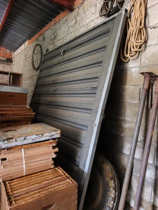 Puerta de garaje eléctrica medidas 2'45 m * 2'25m