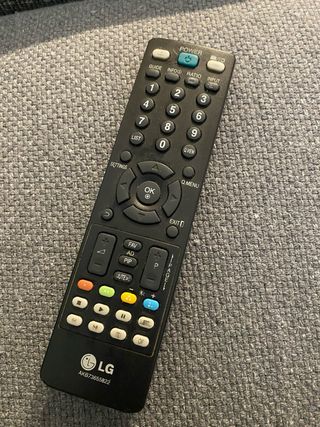 LG Monitor 22 No Smart TV con Chromecast