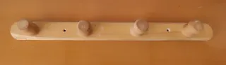 Perchero de madera para pared