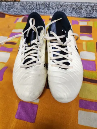 Botas de fútbol Adidas Nike Tiempo