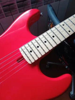 Guitarra Eléctrica Kramer 84 Roja