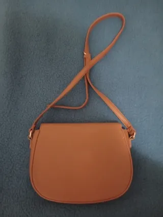 Bolso marrón bandolera