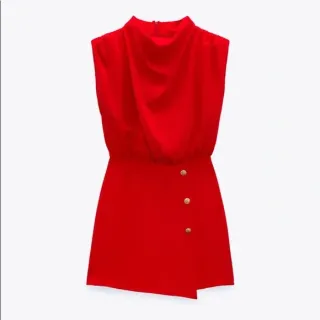 Mono cruzado rojo Zara botones dorados