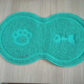 Tappetino Silicone + 2 Ciotole Ceramica Cane-Gatto